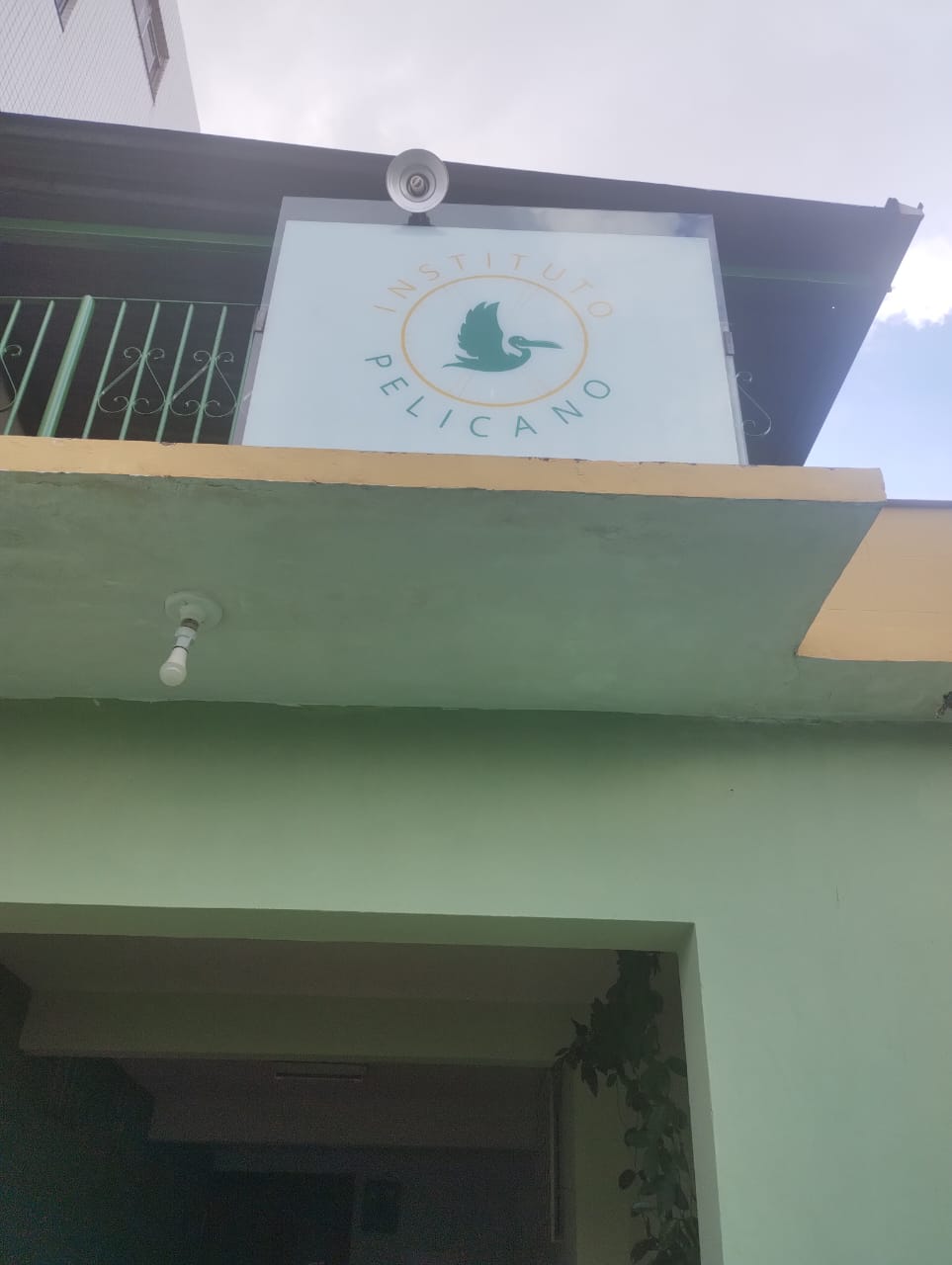 fachada pelicano
